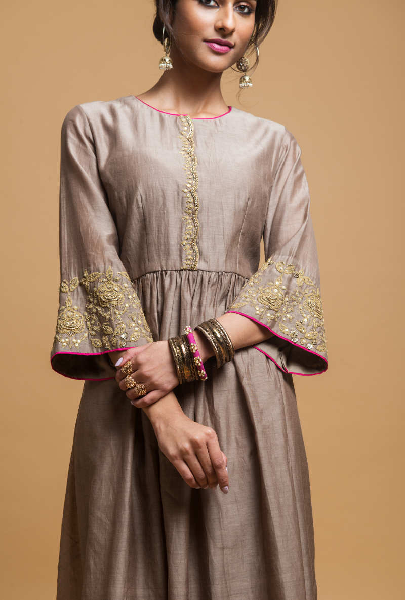 Ira Taupe Gathered Kurta Set