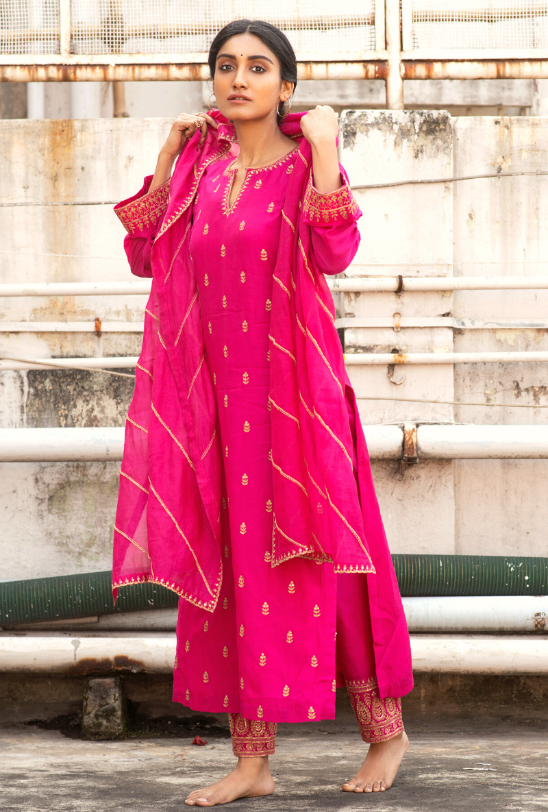 Sakhi Rani Pink Kurta Set1