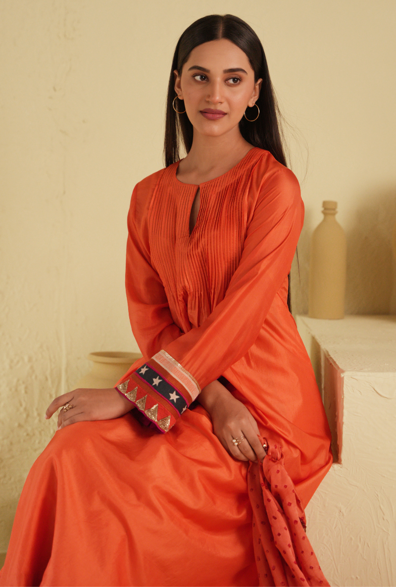 Rangreza Coral Pintuck Kurta Set