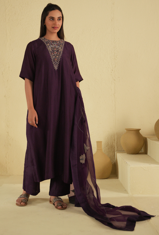 Rangreza Dark Purple Kurta Set With Lotus Motif Silk Organza Dupatta