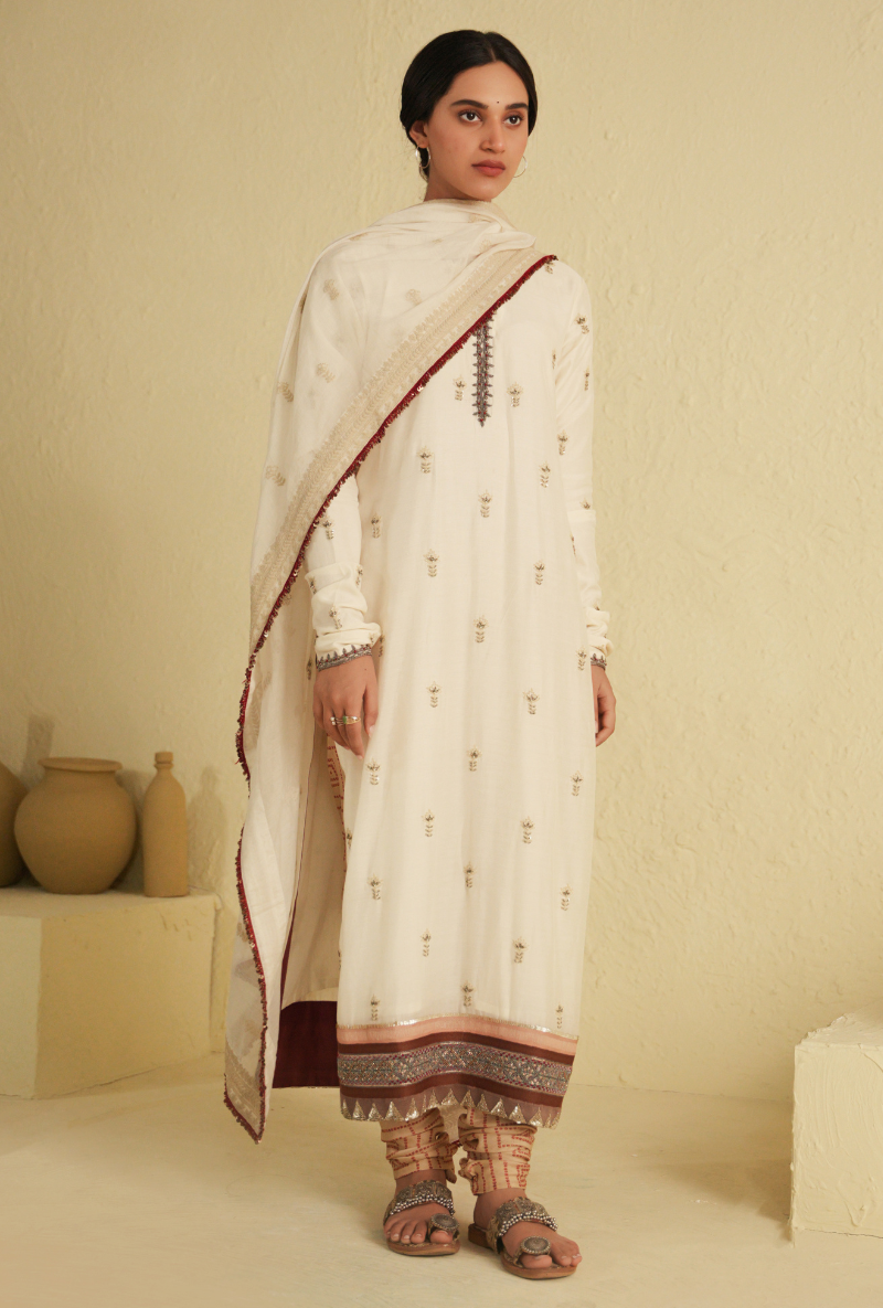 Rangreza Ivory Straight Cut Kurta & Churidar Set