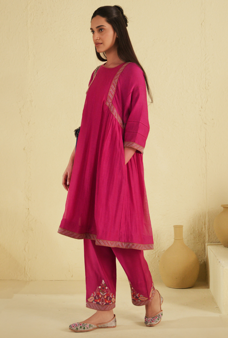 Rangreza Hot Pink Peacock Side Gathered Kurta Set