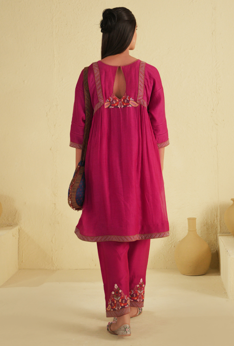 Rangreza Hot Pink Peacock Side Gathered Kurta Set