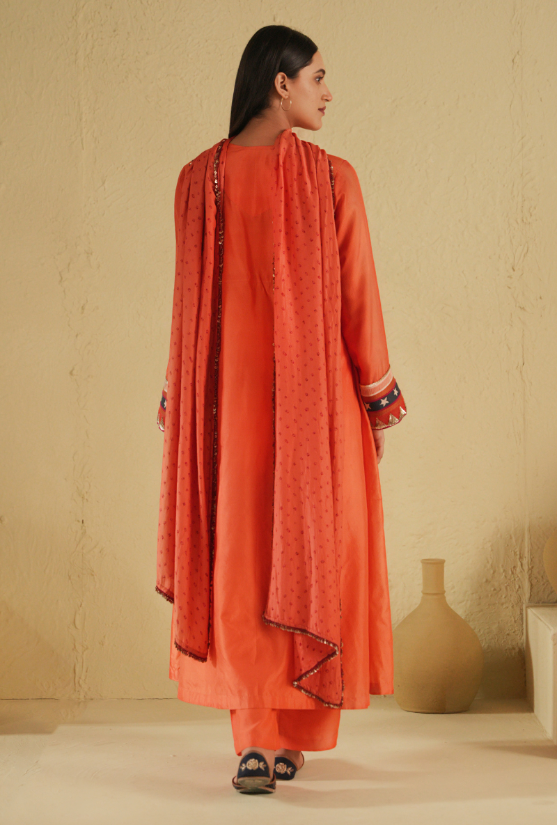 Rangreza Coral Pintuck Kurta Set