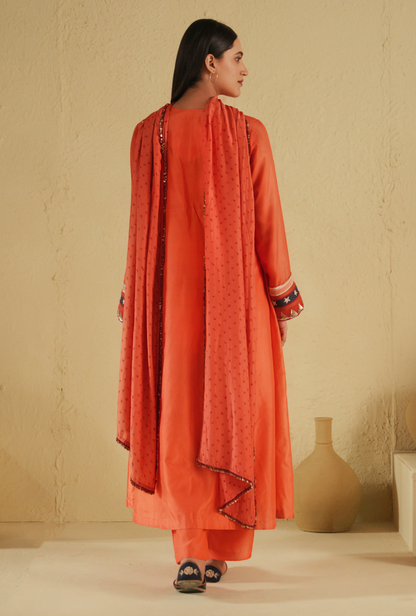 Rangreza Coral Pintuck Kurta Set