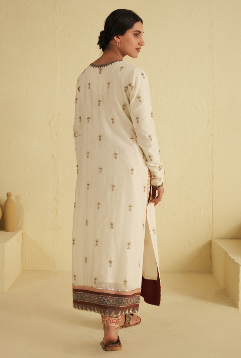 Rangreza Ivory Straight Cut Kurta & Churidar Set
