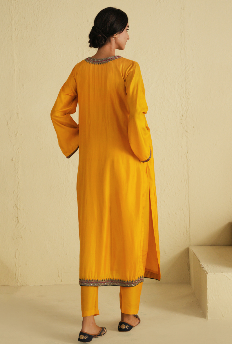 Rangreza Golden Yellow Straight Cut  Kurta Set With Classic Blue Dupatta