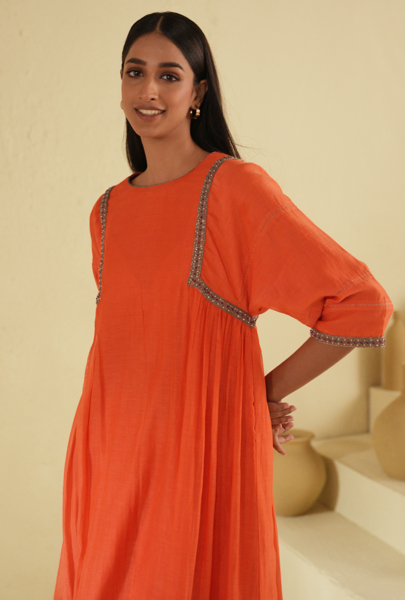 Rangreza Side Gathered Coral Kurta Set