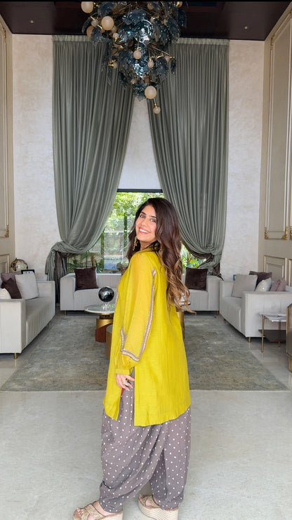 A Statement in Silk and Bandhej