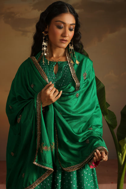 Kripa Emerald Green Bandhej Pintuck Kurta Set