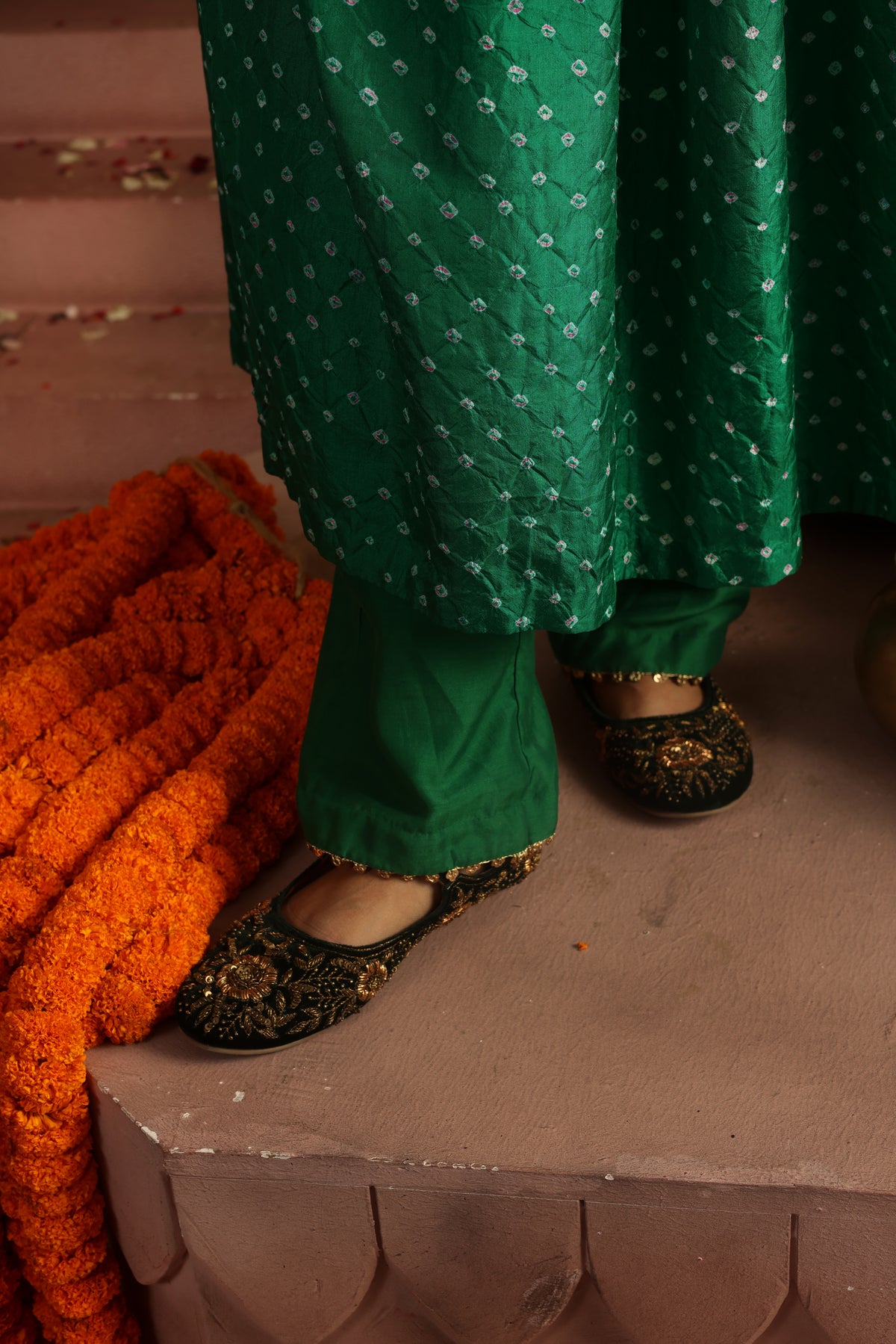 Kripa Emerald Green Bandhej Pintuck Kurta Set