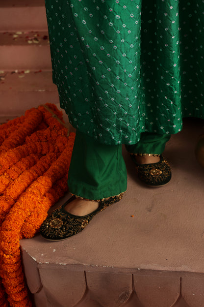 Kripa Emerald Green Bandhej Pintuck Kurta Set