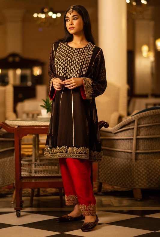 Hasti Red Chogha Set