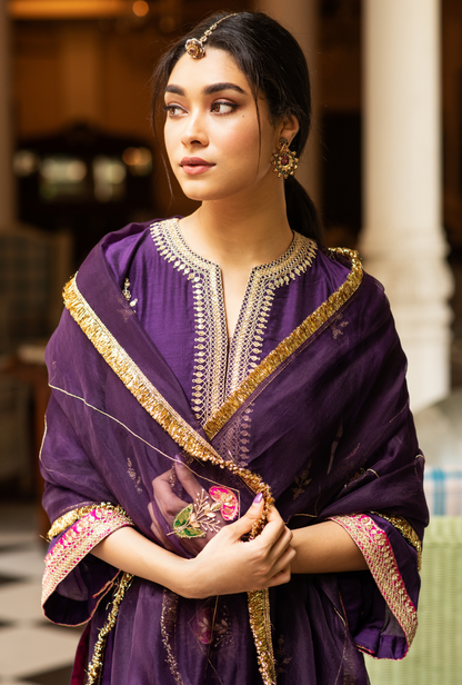 Hasti Straight Paisley Kurta Set