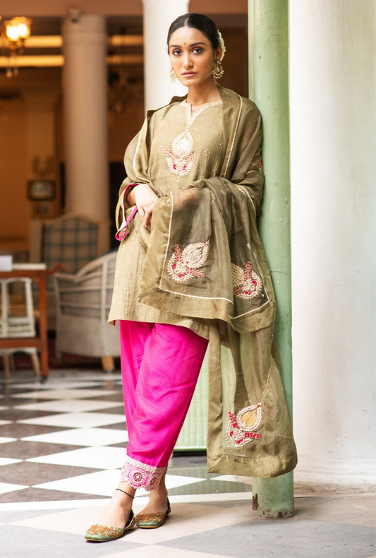 Hasti Green Bandhej Short Kurta Set