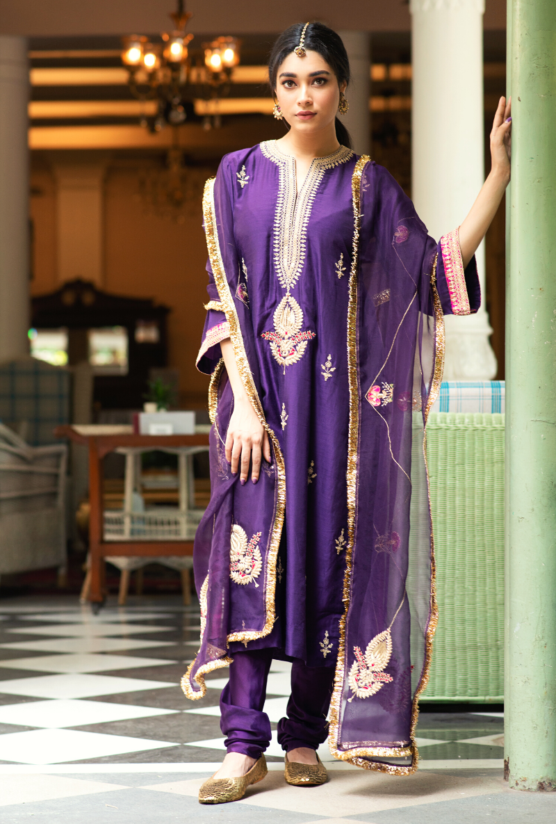 Hasti Straight Paisley Kurta Set