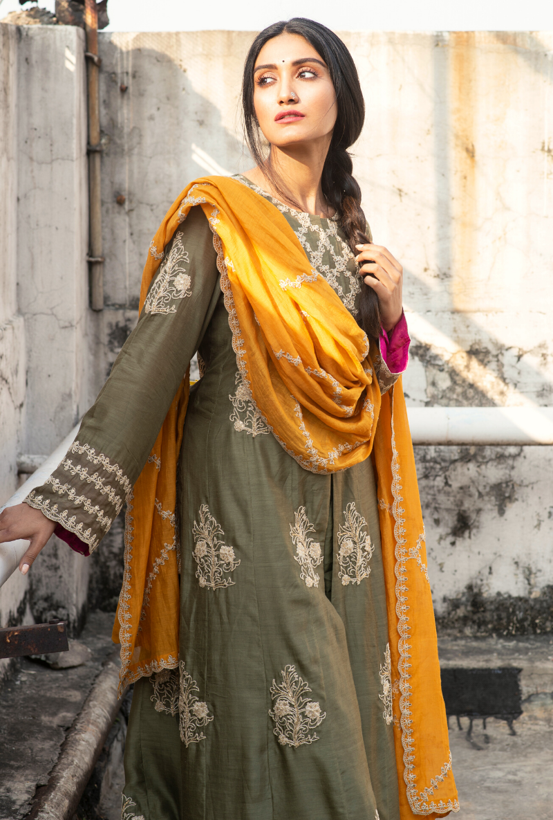 Sakhi Powder Green & Mustard Kurta Set
