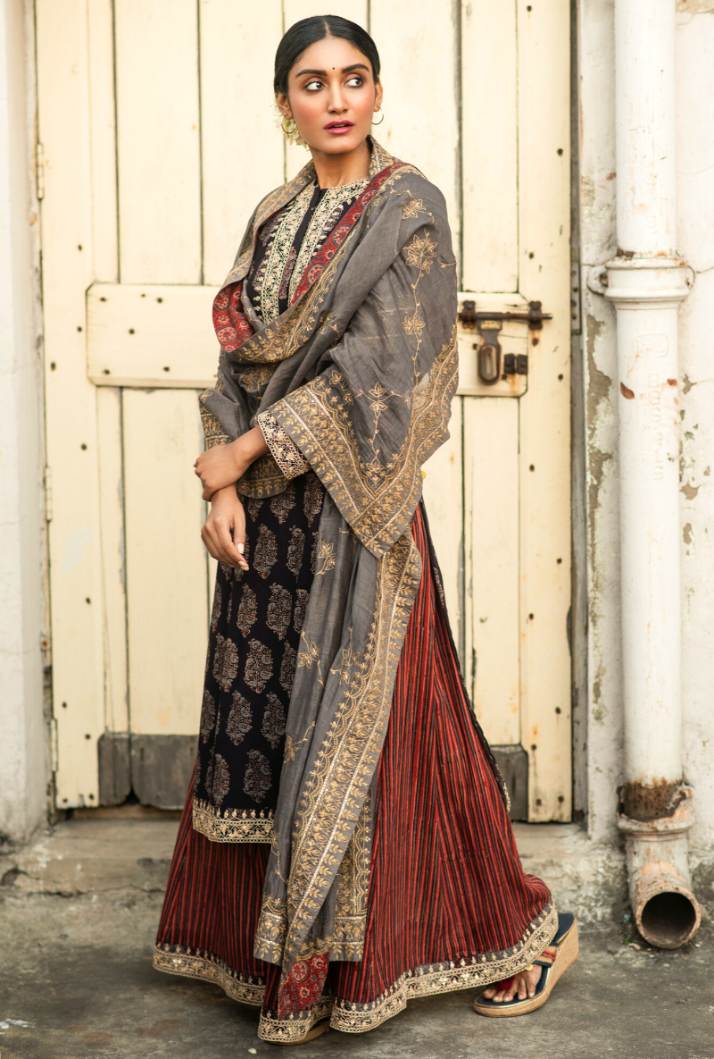 Sakhi Maroon & Black Palazzo Set