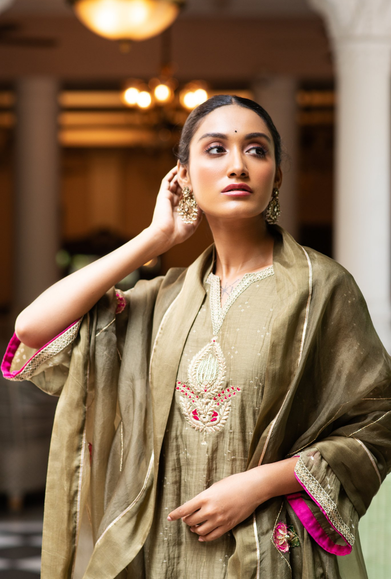 Hasti Green Bandhej Short Kurta Set