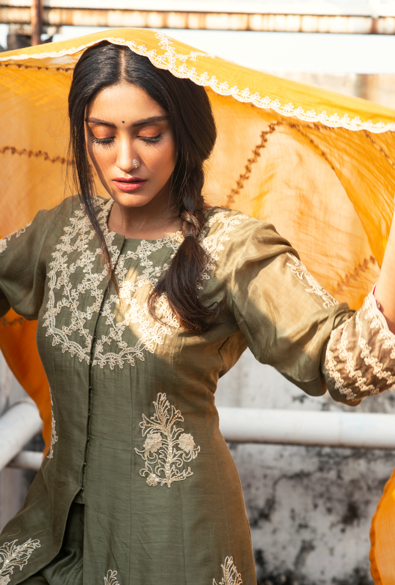 Sakhi Powder Green & Mustard Kurta Set