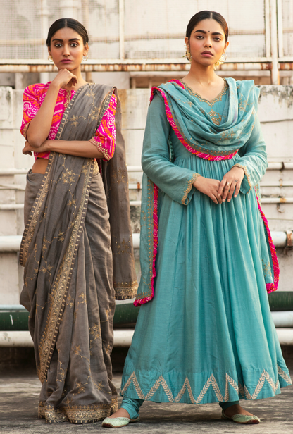 Sakhi Pink & Grey Chanderi Saree Set
