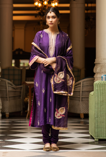 Hasti Straight Paisley Kurta Set