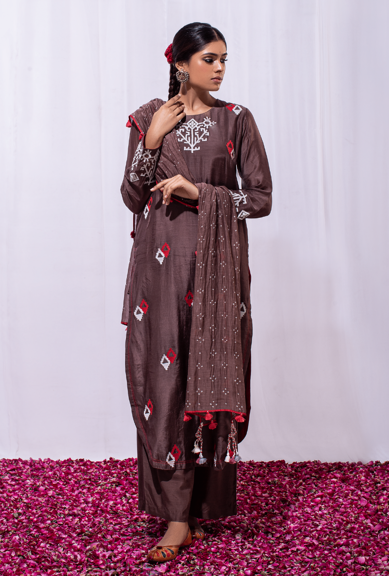 Mast Qalandar Deep Taupe Straight Kurta Set