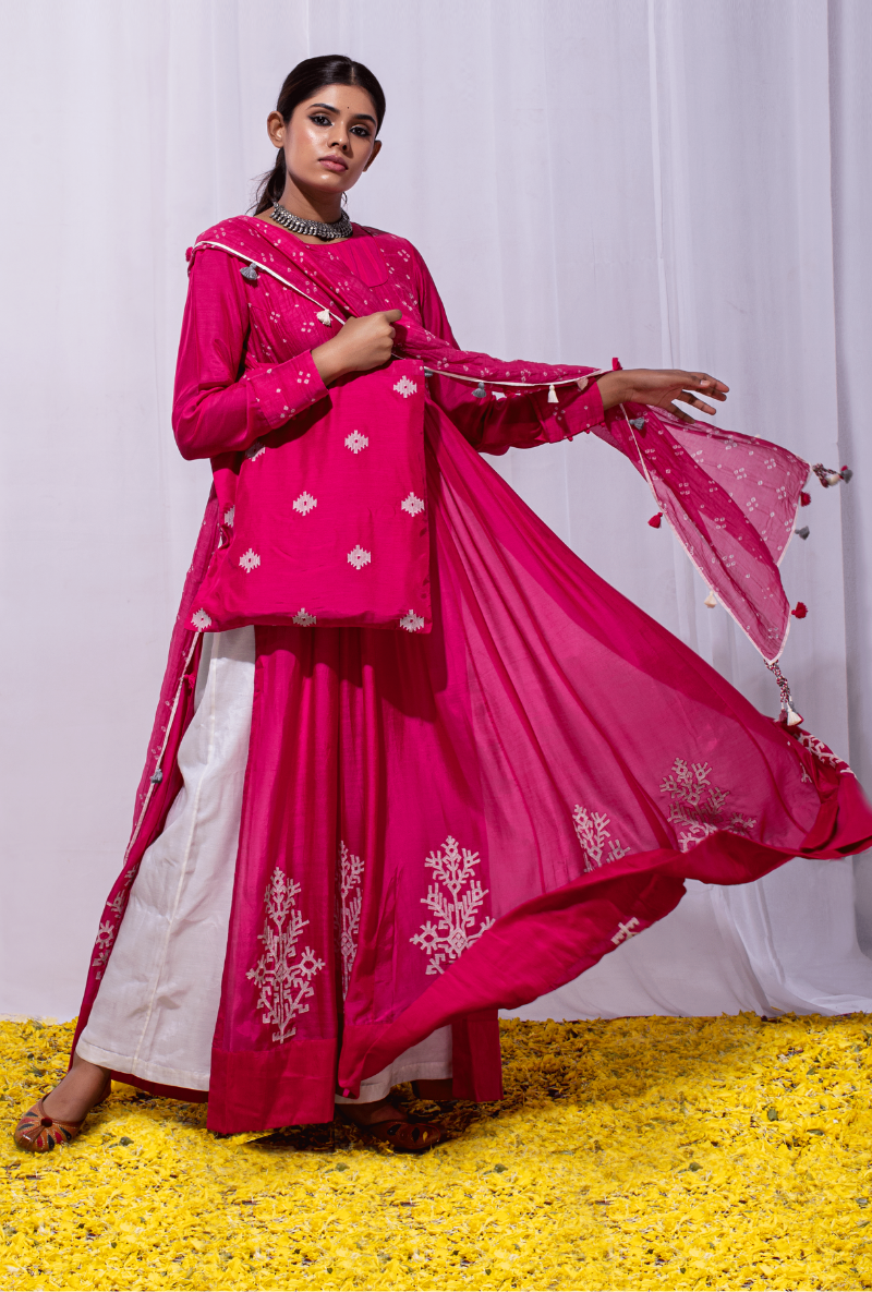 Mast Qalandar Raspberry Anarkali Set