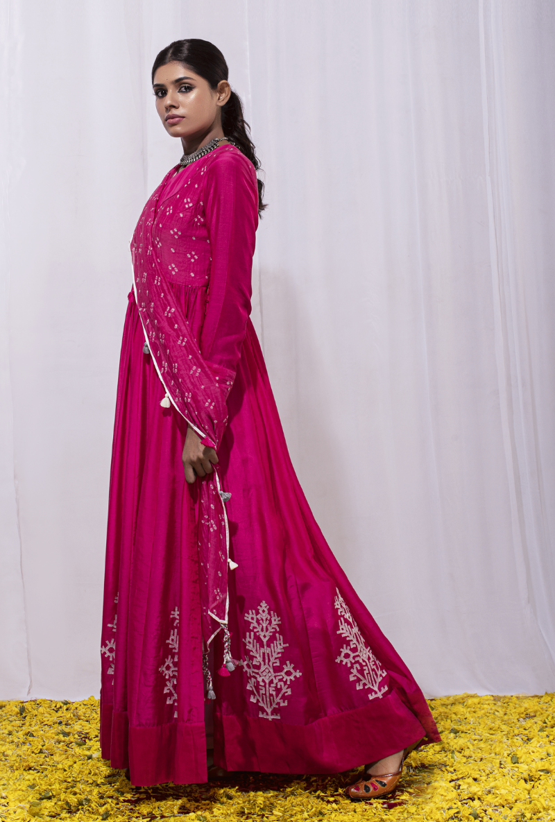Mast Qalandar Raspberry Anarkali Set