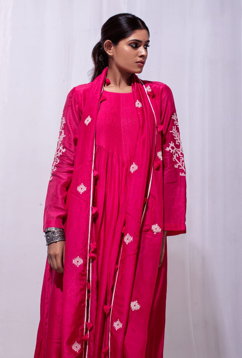 Mast Qalandar Raspberry Jamdani Pintuck Set