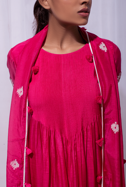 Mast Qalandar Raspberry Jamdani Pintuck Set