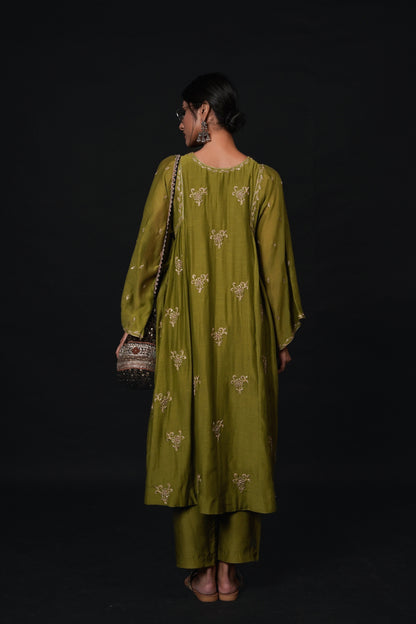 Hawayein Pine Gather A-Line Kurta Set