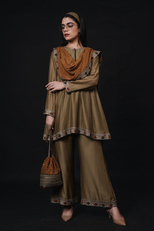 Hawayein Powder Green A-line Short Kurta Set